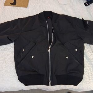 Jordan Essentials Renegade Bomber Jacket Black FB7316-010 NWT Size Med